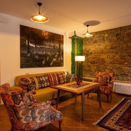 Mood Hotel Kazbegi ภายนอก รูปภาพ