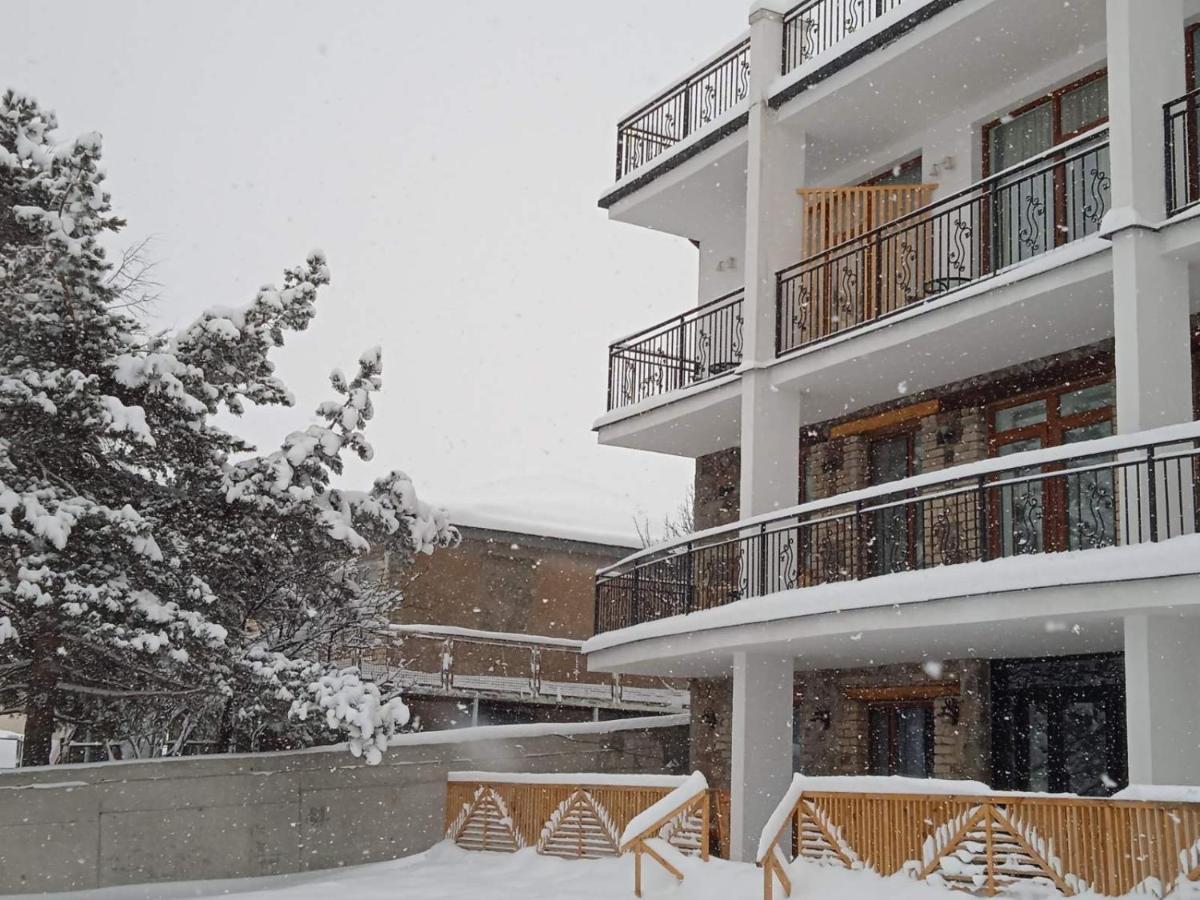 Mood Hotel Kazbegi ภายนอก รูปภาพ