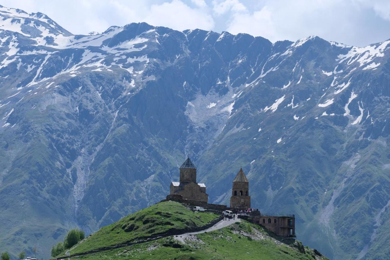 Mood Hotel Kazbegi ภายนอก รูปภาพ